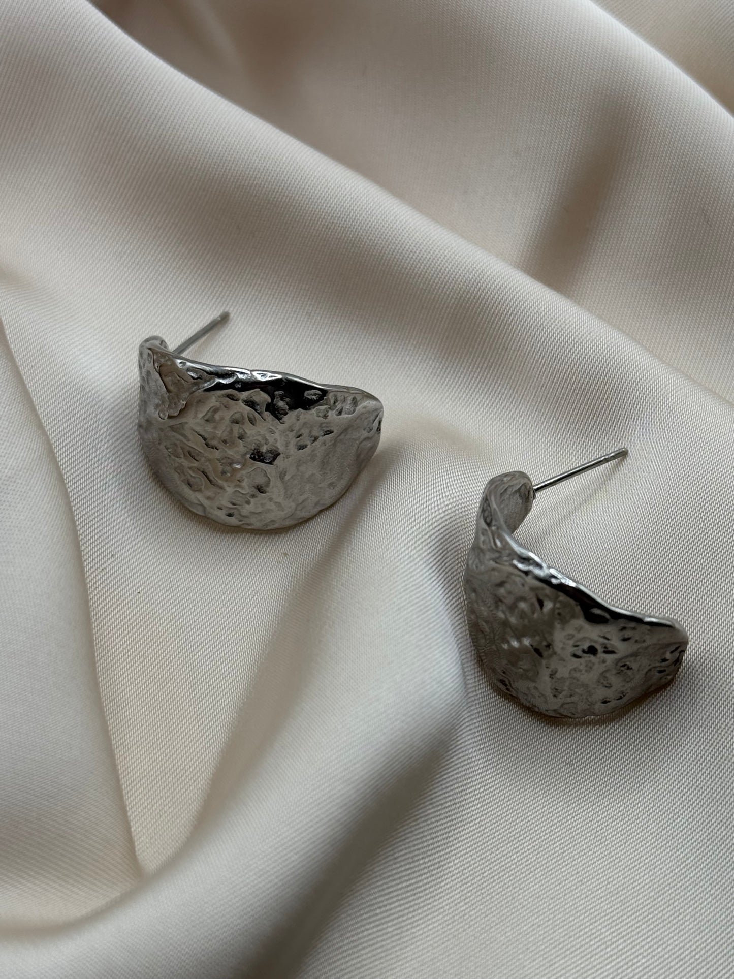 Harry earrings