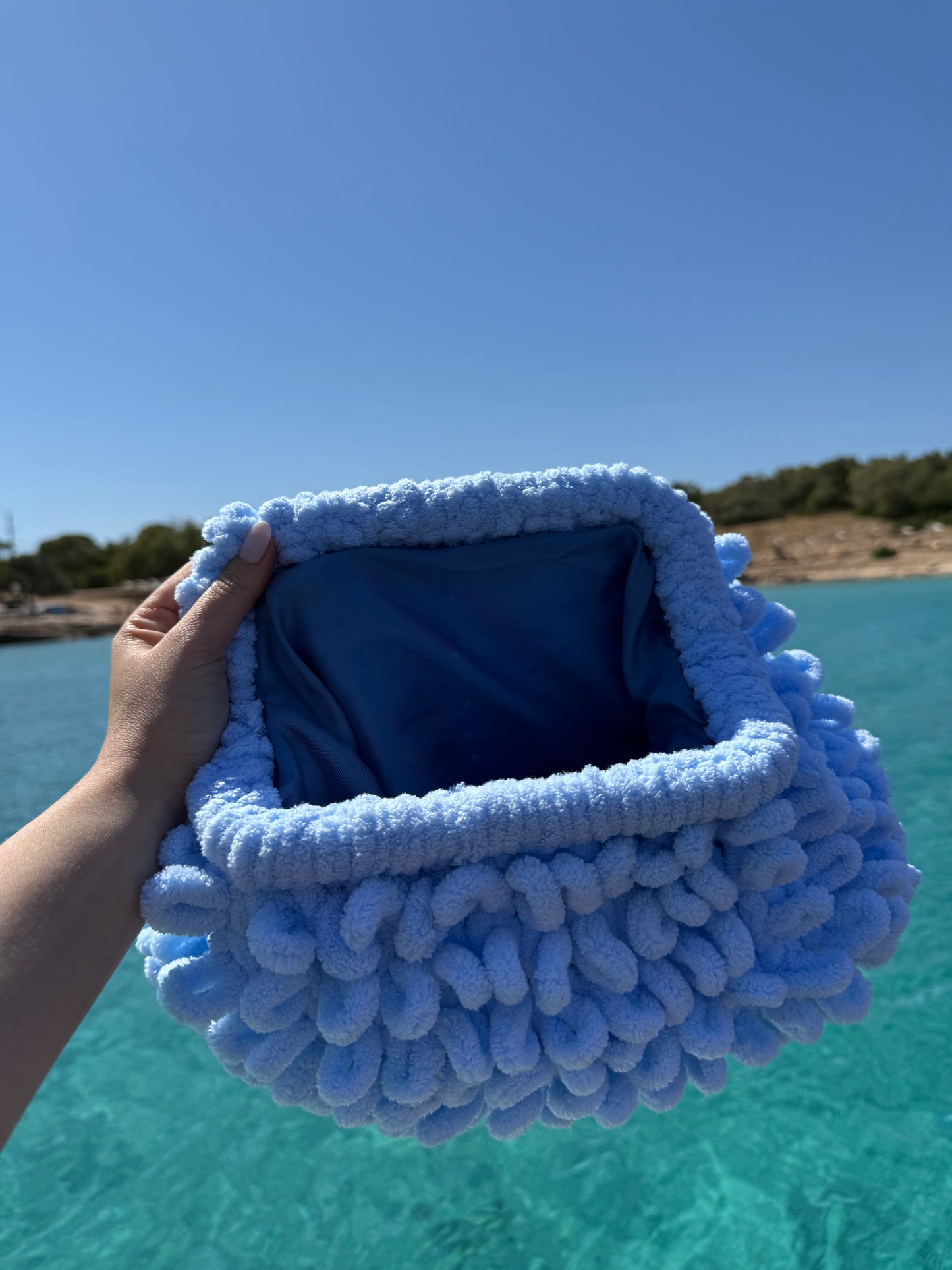 Aelias Fluffy Bag