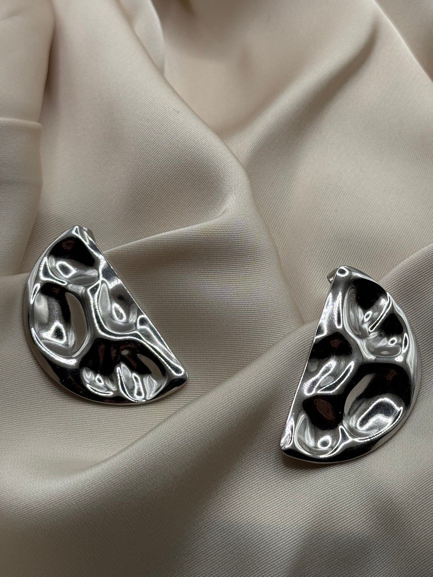 Moon earrings