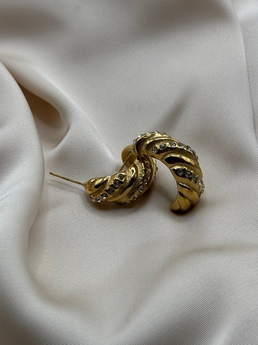 Mini croissant earrings